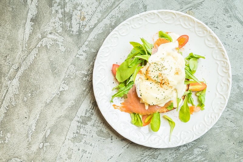 poached-eggs-with-salmon-rocket-salad